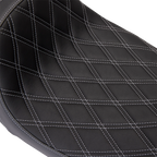Predator 1Up Seat for Drag Specialties (Vinyl, Double Diamond Silver Stitch)