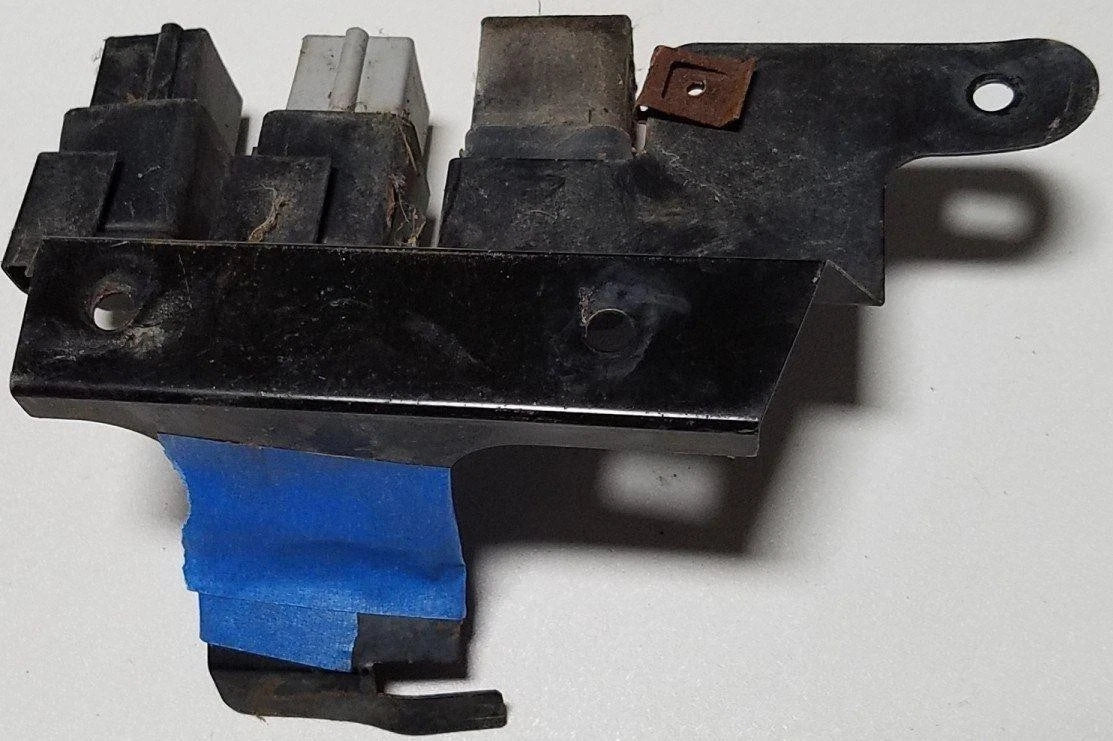 Hydraulic Pump Power Relay for 1991-1992 Thunderbird Cougar 5.0L V8
