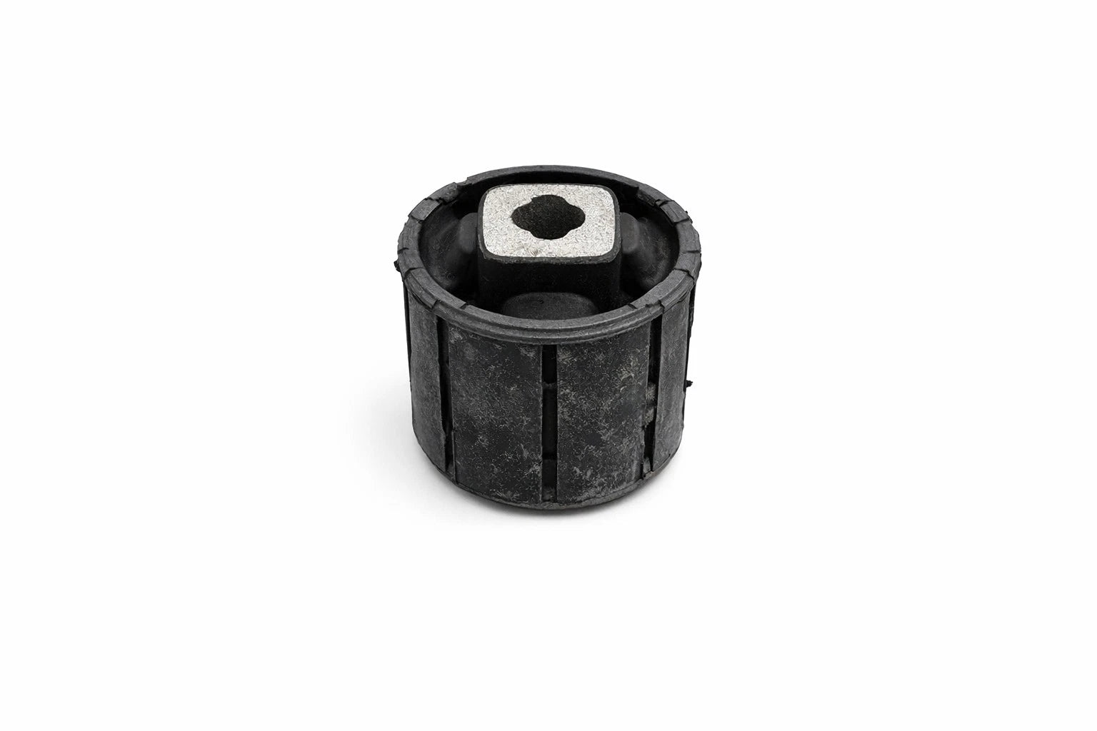 Differential Housing Insulator for BMW X1, 128i, 135i (2009–2015) 33176760287