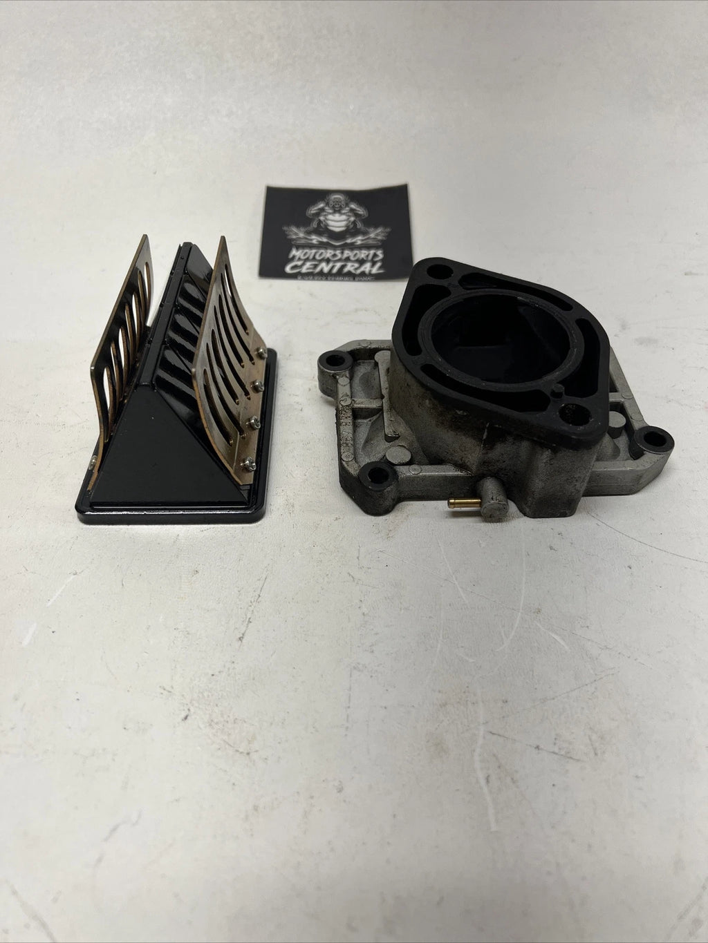 Reed Valves Cage for Sea Doo GTX XP GSX RX LRV LTD 947 951 (1997–2002)