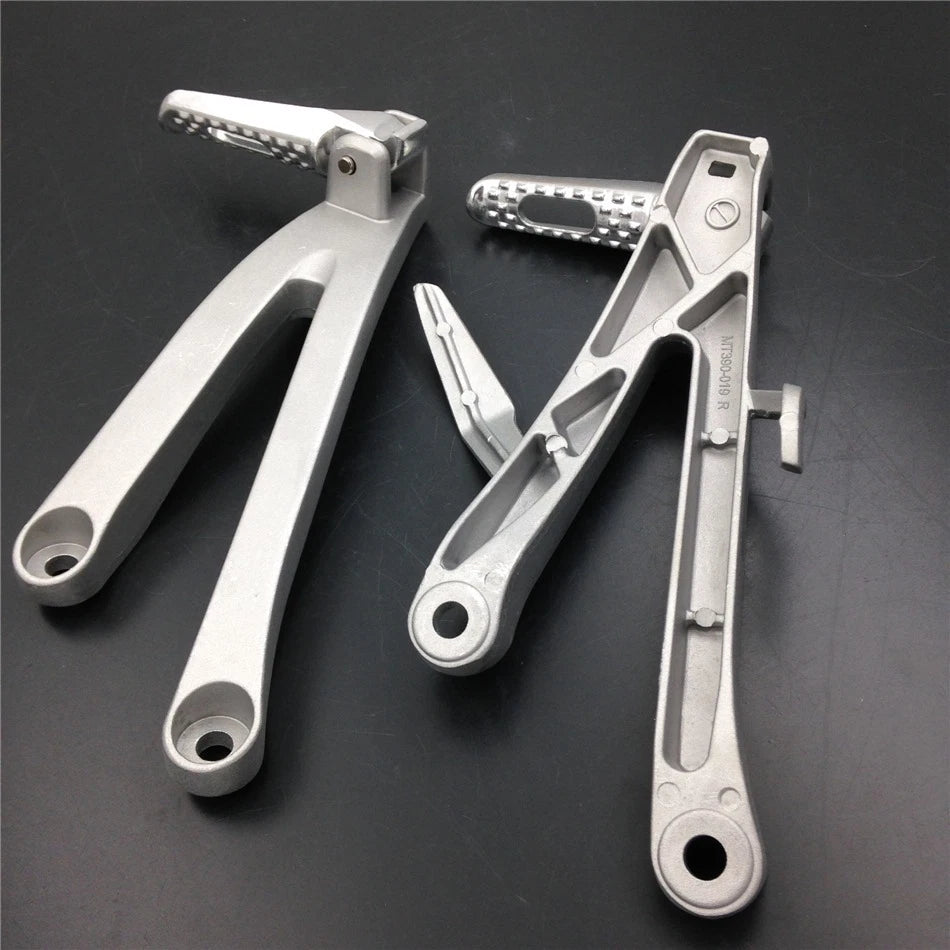 Rear Passenger Foot Pegs Bracket for Honda CBR600RR (2007–2011)