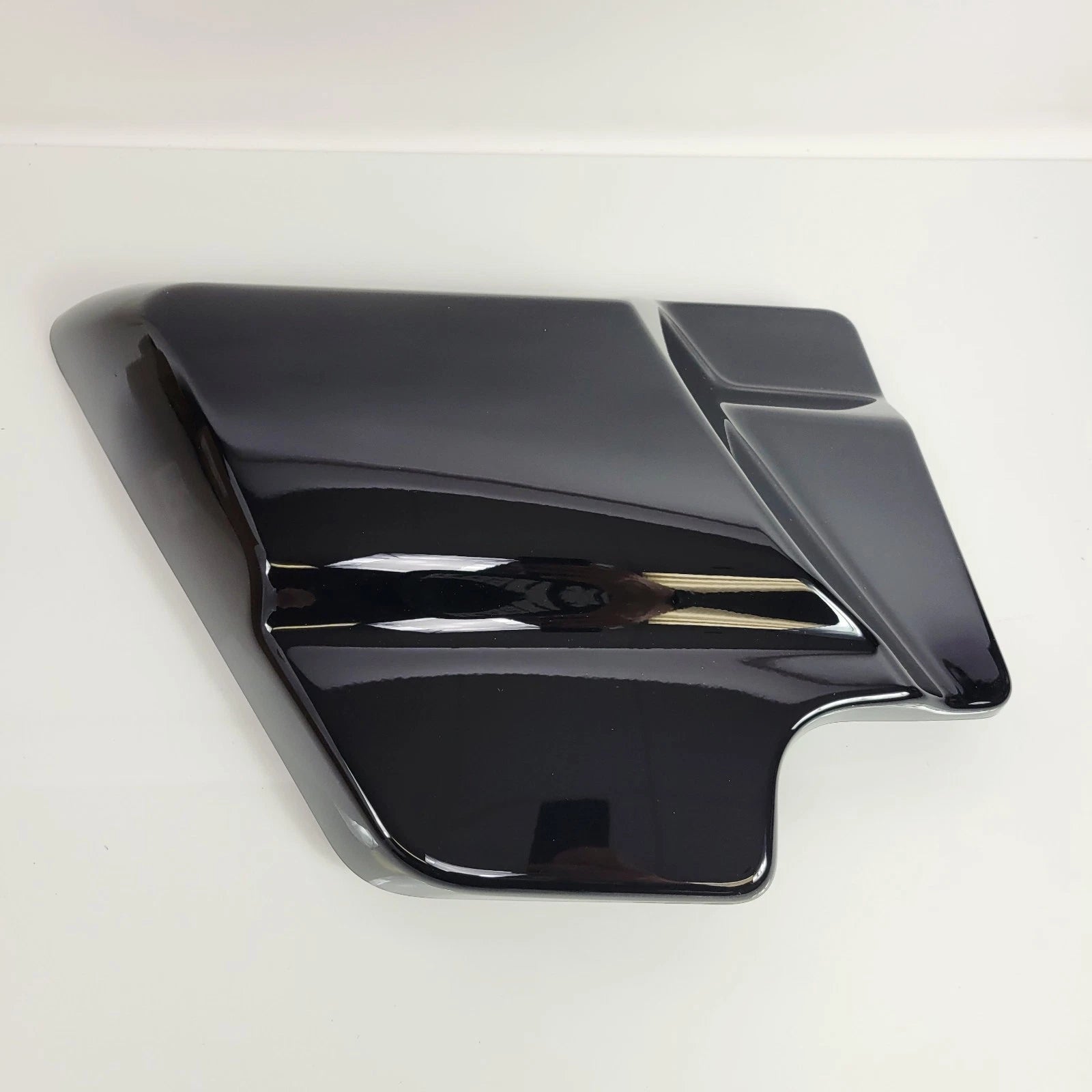 Left Side Cover for Harley Davidson Touring (2009–2024) 57200071DH