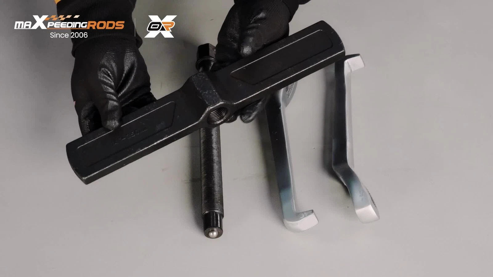 2 Jaw Bearing Puller for Universal Use (14 Inch)