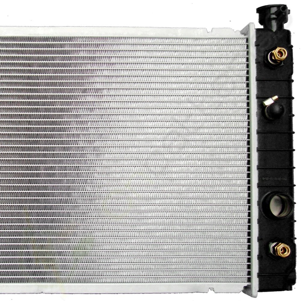 Aluminum Radiator for Chevrolet LLV (1987–1993) & GMC Sonoma (1991–1993)