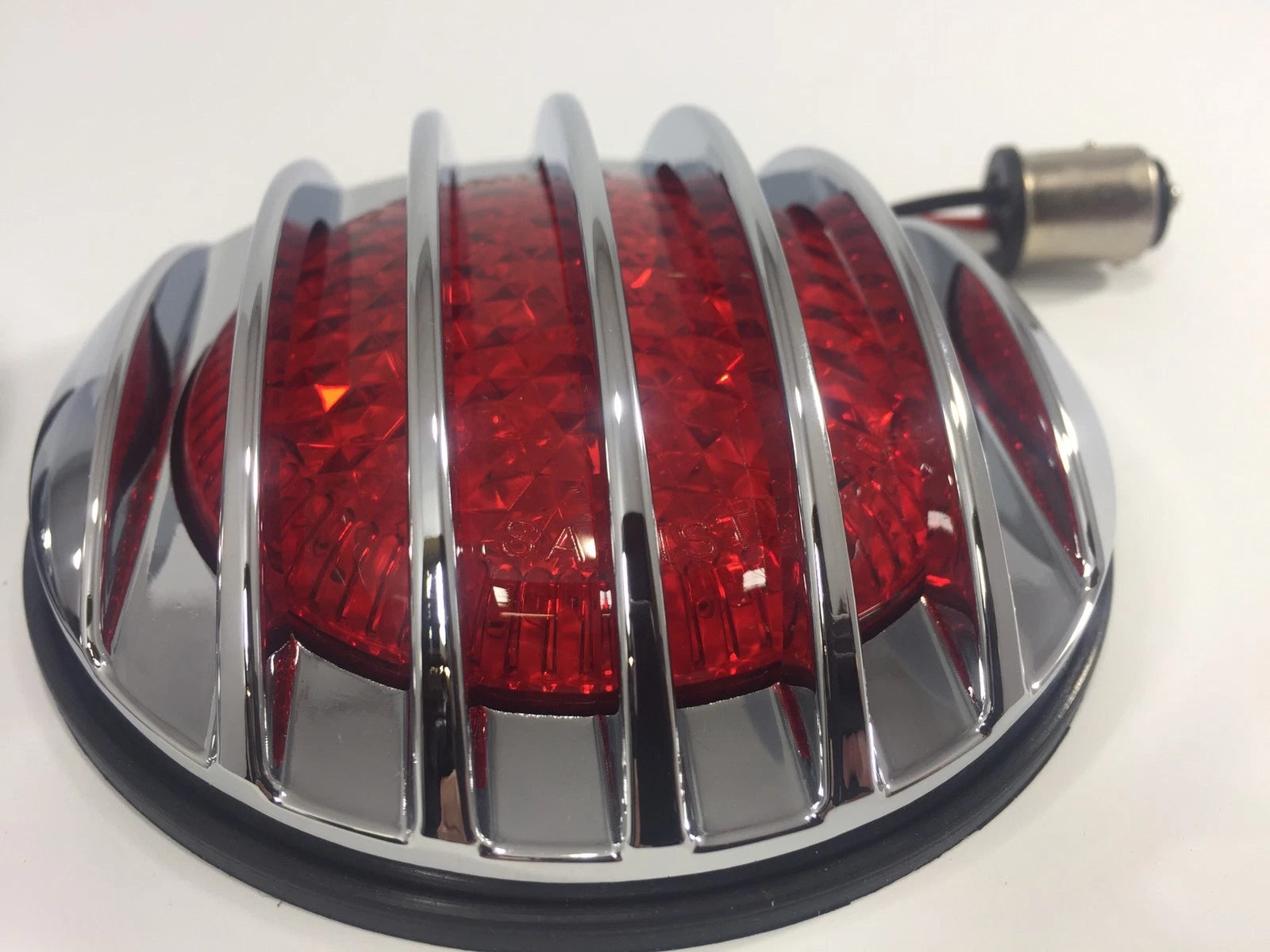 LED Tail Lights Flush Fit for 1933–1936 Ford Hot Rod Chrome Finned Grill