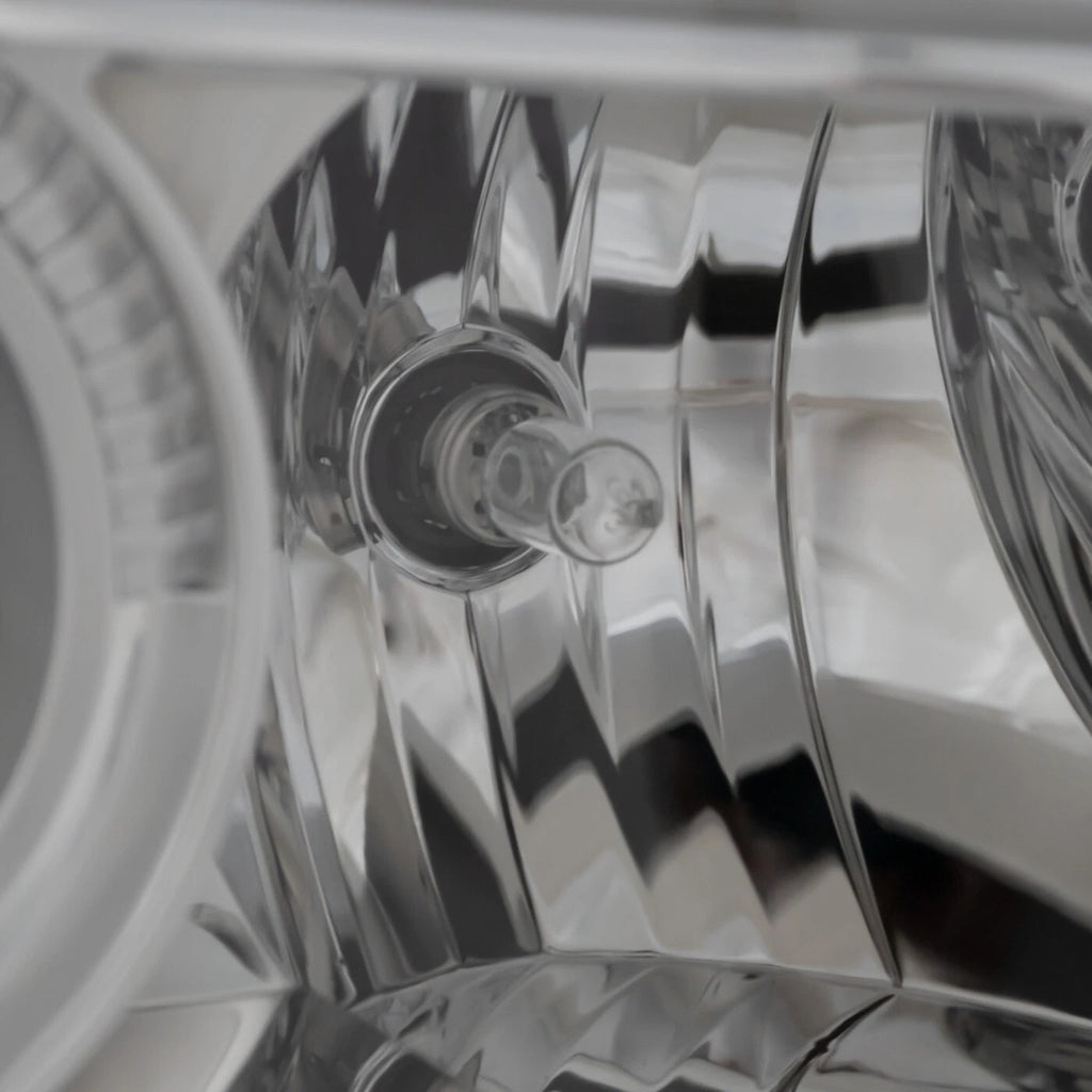 Halogen Headlight w/Bulb Chrome Right for GMC Terrain (2016–2017)