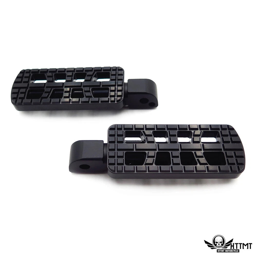 Dominator CNC Footpegs for Harley Softail Fat Boy Fat Bob (2018–2019)