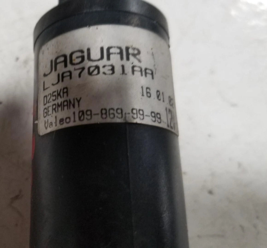 Washer Fluid Bottle Pump Motor for Jaguar XJR XJ8 VDP (1998–2003) LJA7031A