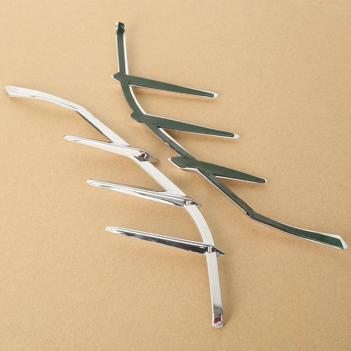 Chrome Mid-Frame Air Deflectors for Harley Touring Road King Glide (2009–2023)