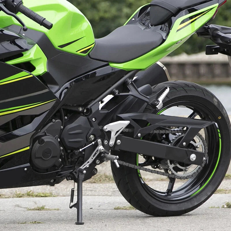 Driver Foot Pegs Footrest Bracket for Kawasaki Ninja 400 (2018–2023) Z400 (2019–2024)