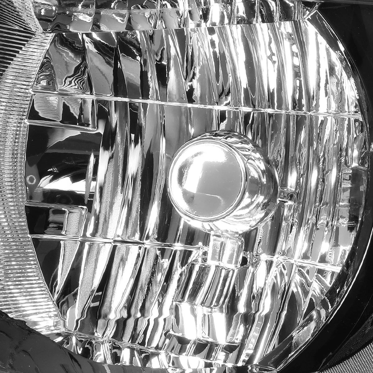 OE Style Front Driving Headlight Lamp Left for Chevy Colorado (2015–2020) GM2502407