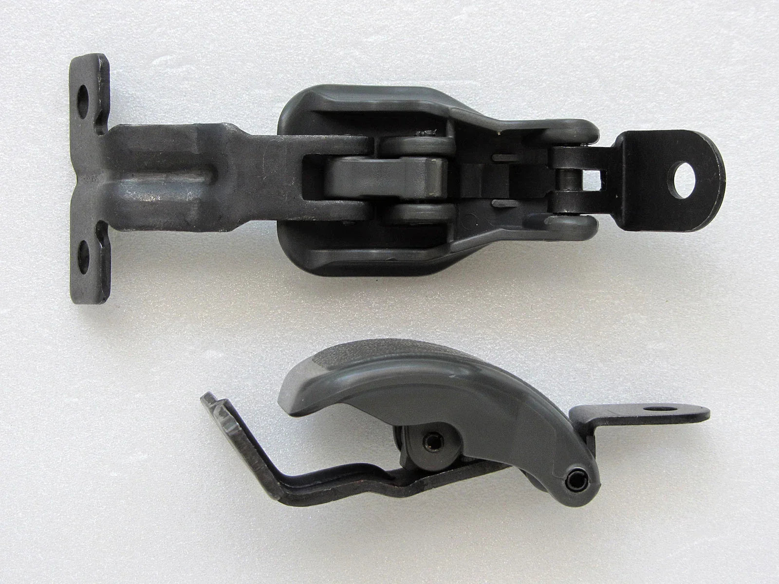 Rear Quarter Window Cab Lock Latch for 2006-1996 Mitsubishi L200 Triton Strada