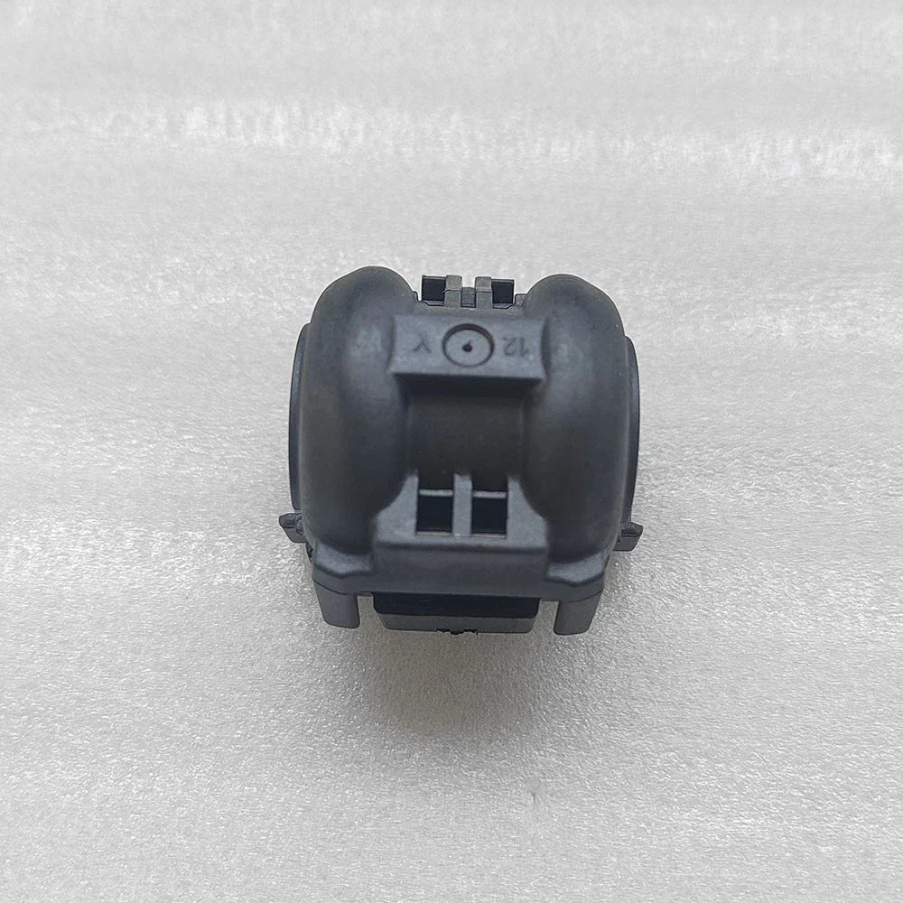 Cooler Pipe Clamp for Toyota (2016-2023)