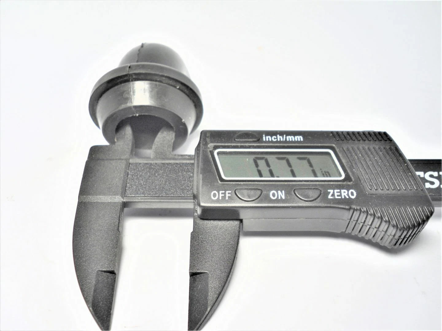 Cylinder Head Rubber Hook for Volvo Penta AQ BB 170 Series (OEM)