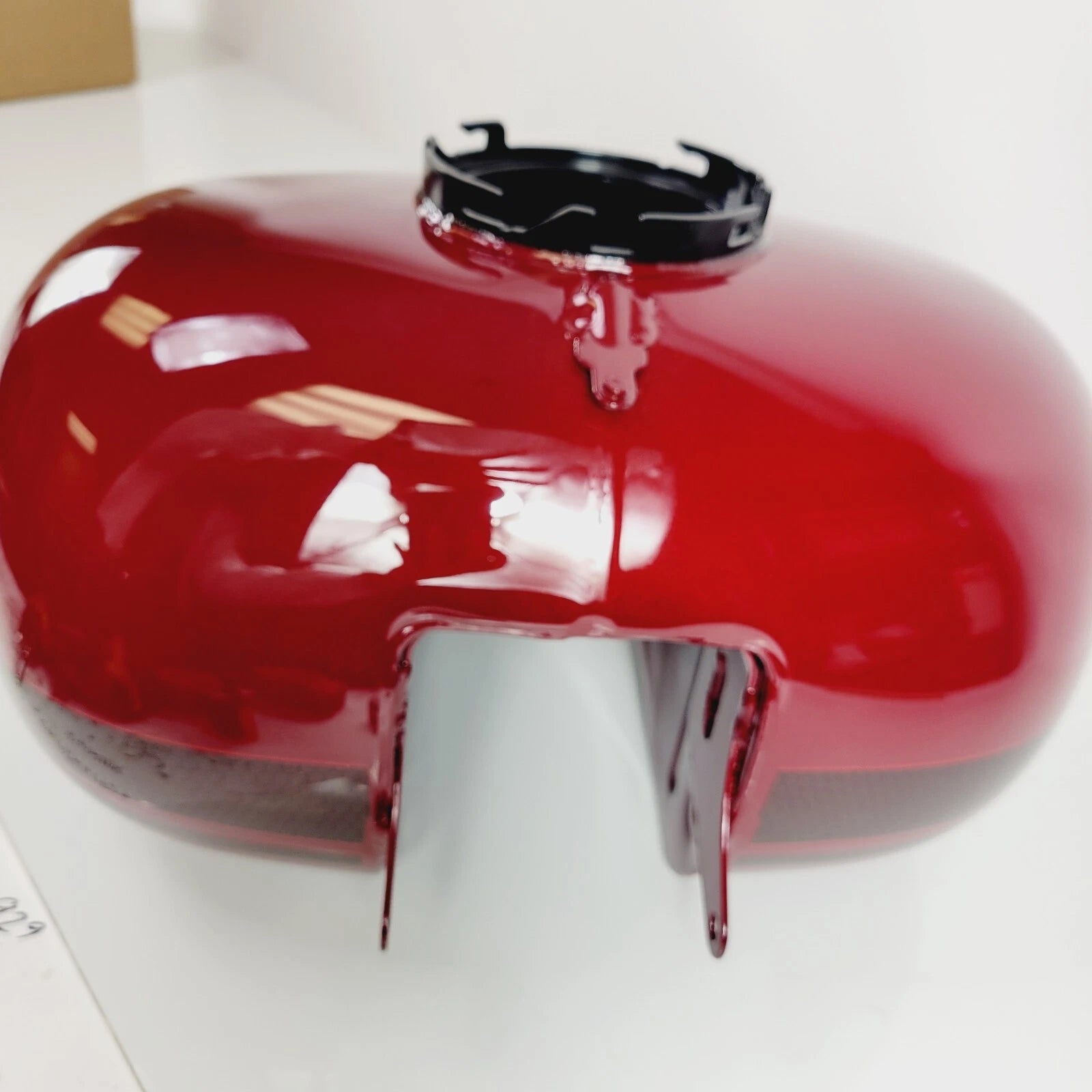 Gas Tank for Harley-Davidson Street Glide (2020) 61356-08 Stiletto Red