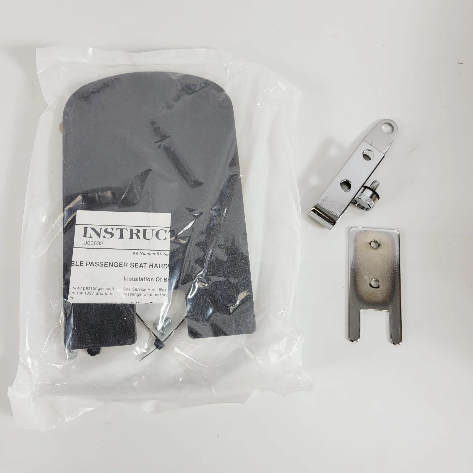 Detachable Pillion Hardware Kit for Harley-Davidson Dyna (1997–2005) 51668-97