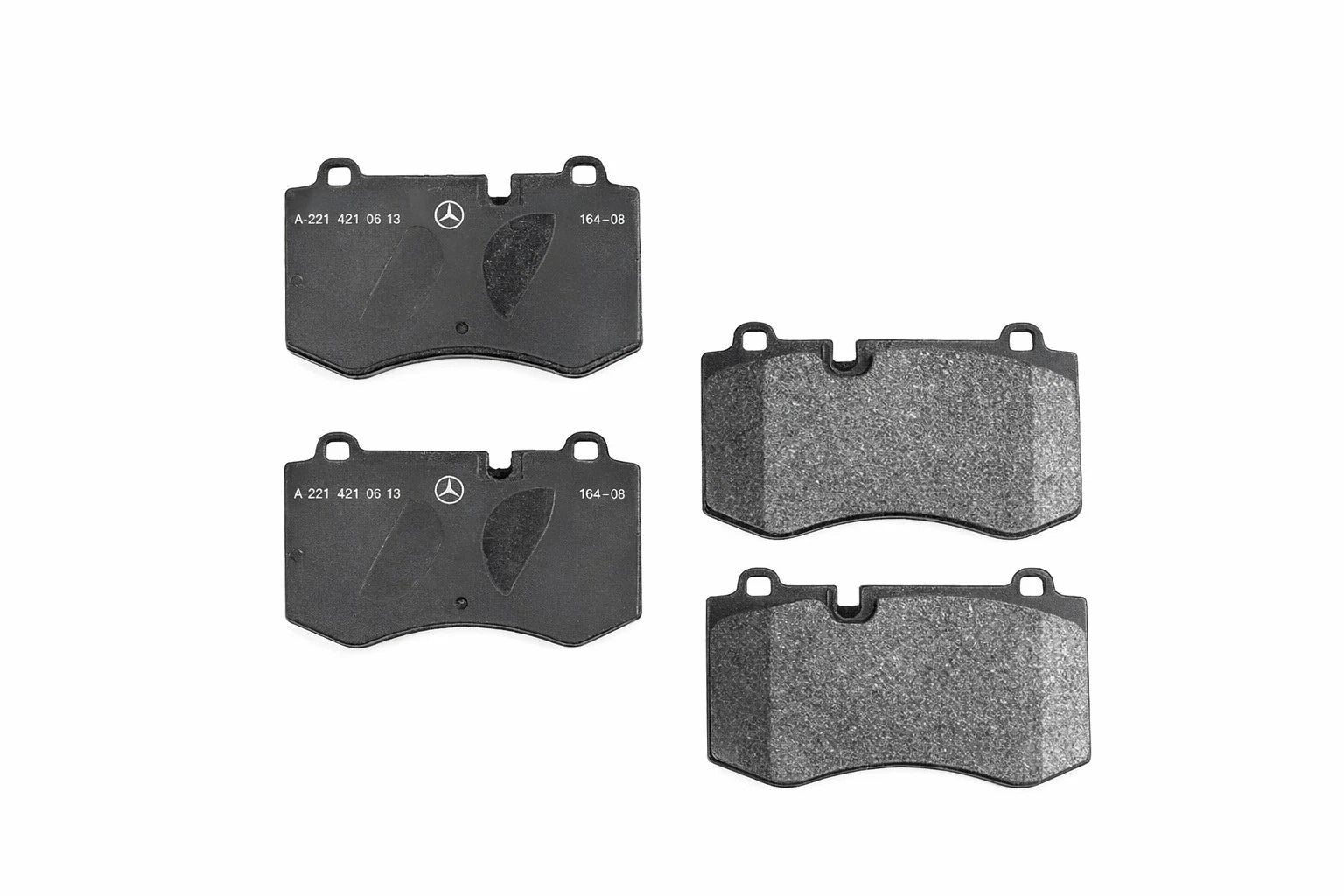 Set of 4 Front Disc Brake Pads for Mercedes-Benz S550, CL550 (000420920490)
