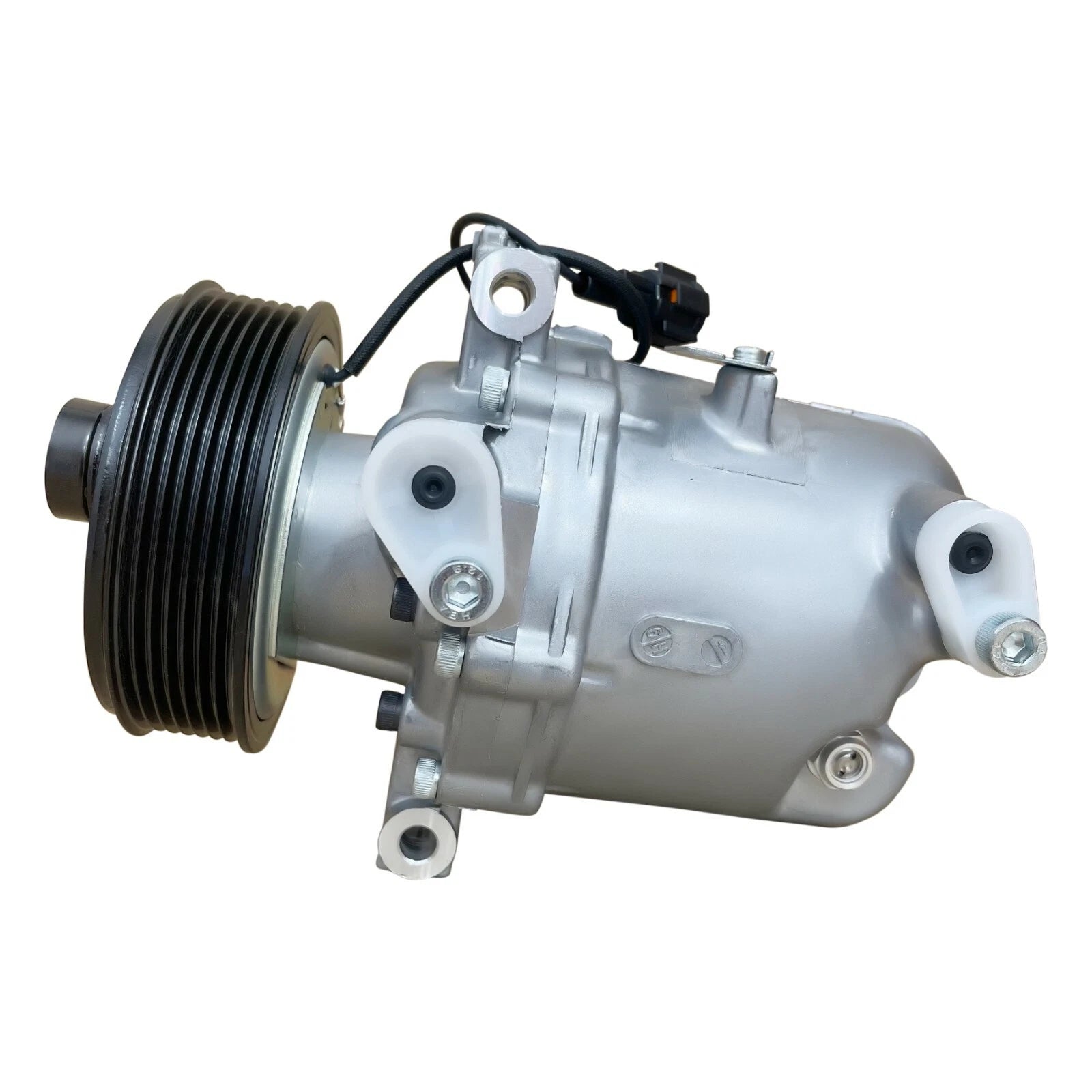 AC Compressor Kit Replacement for Suzuki Equator 4.0L V6 (2009-2010)