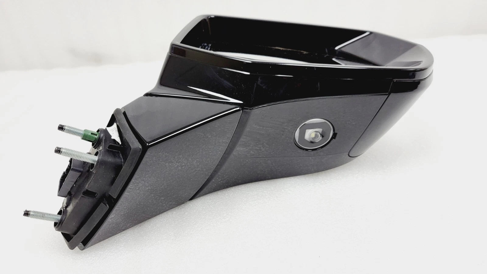 Mirror Assembly for Chevy Suburban Tahoe (2021–2024) 14-pin 84977303