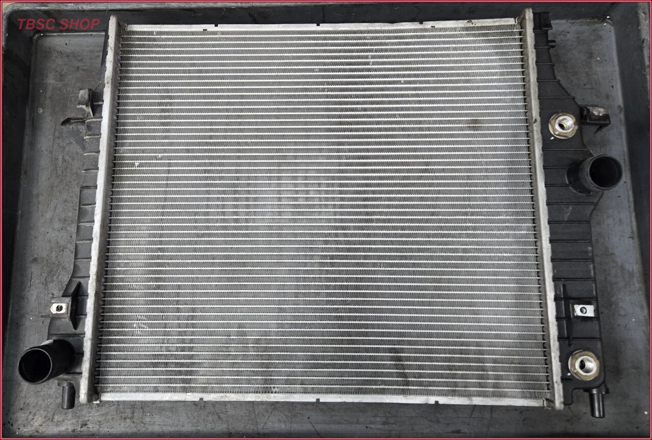 Radiator for Jaguar X350 XJ8 S-Type XF (2004–2010)
