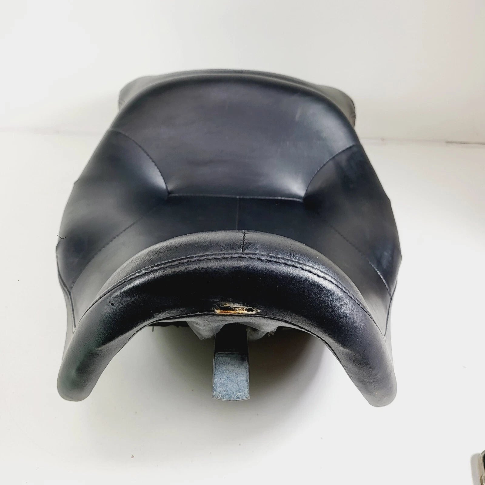 Comfort Stitch Seat for Harley Davidson Touring Ultra Classic Road Glide (1997–2007)