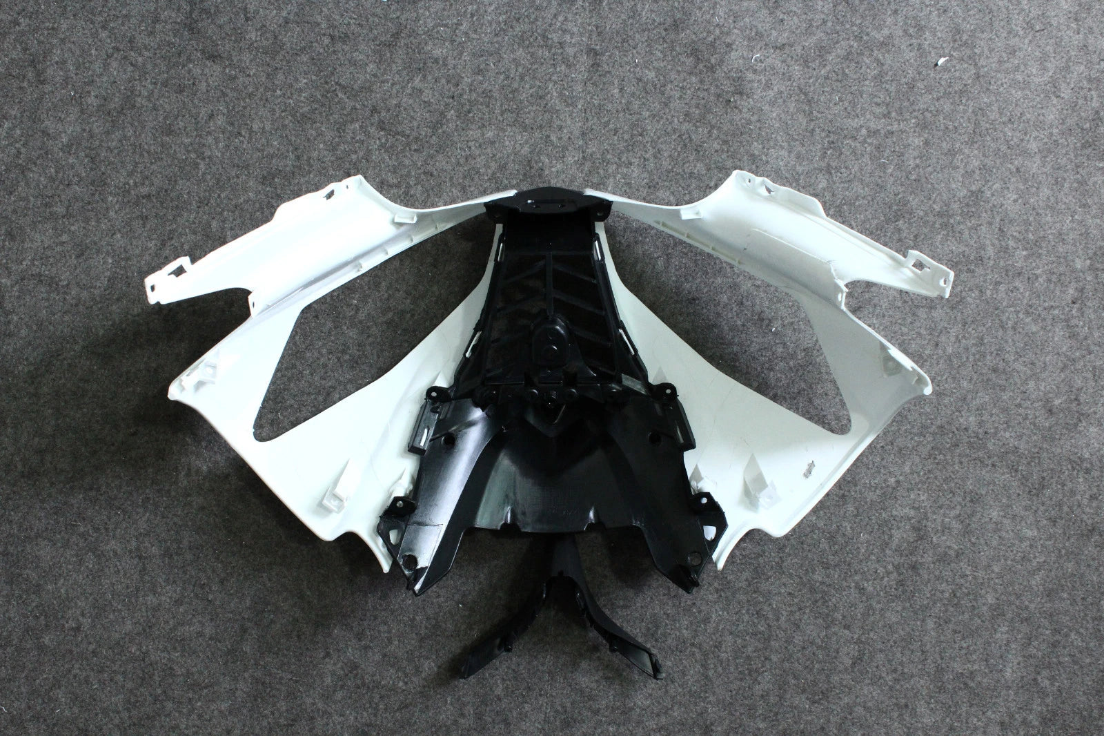 Front Upper Fairing Cowl for Yamaha YZF R6 (2008–2016)