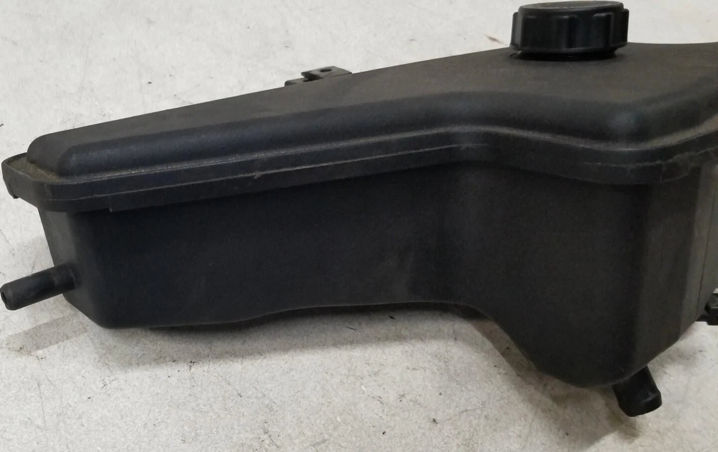 Coolant Reservoir Overflow Tank MNA4400A for Jaguar XJR XJ6 XJ12 (1995–1997)