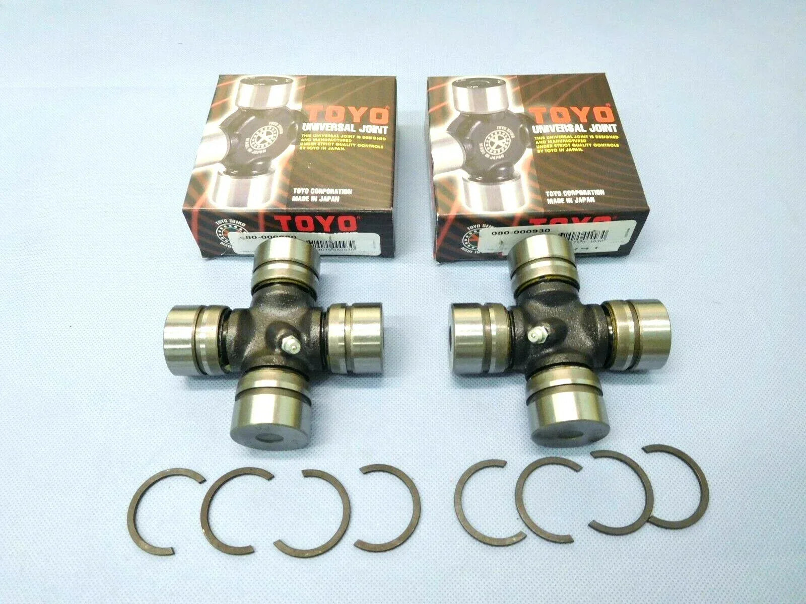 Pair of Rear Uni Joints for Toyota Land Cruiser FZJ105 HZJ105 (1998-2007)