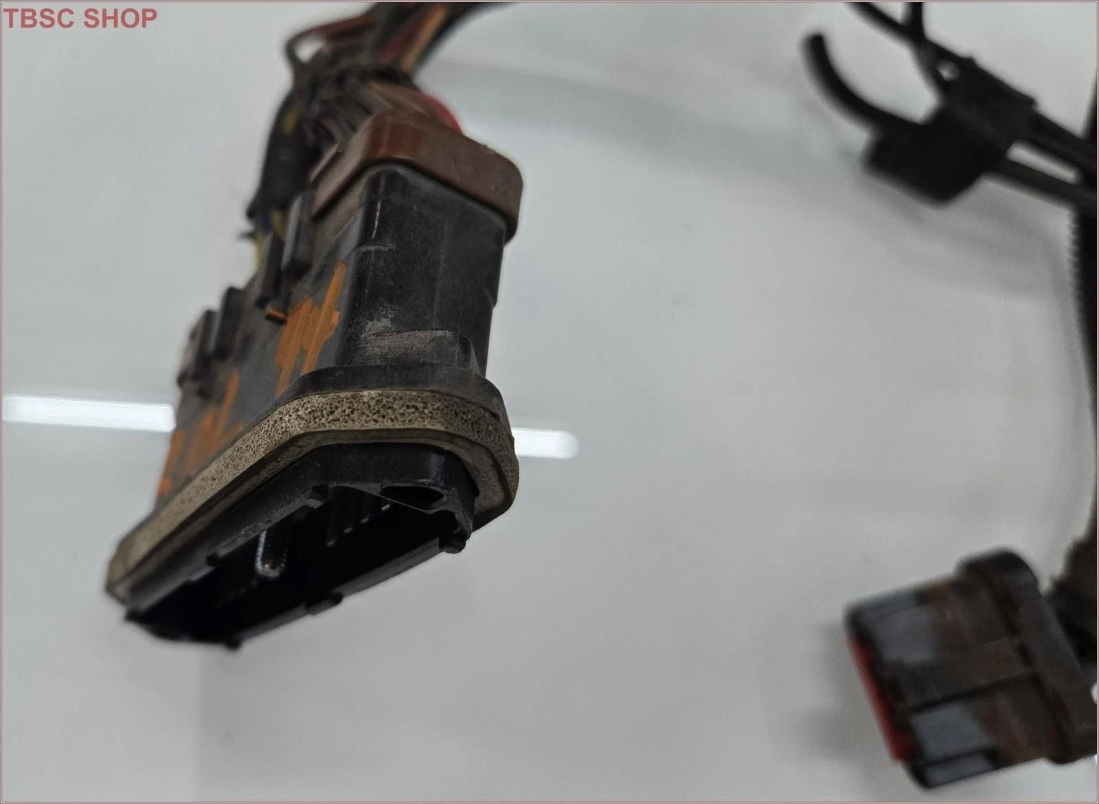 IRCM Constant Control Relay Pigtail for Ford Taurus Sable (1992–1995)