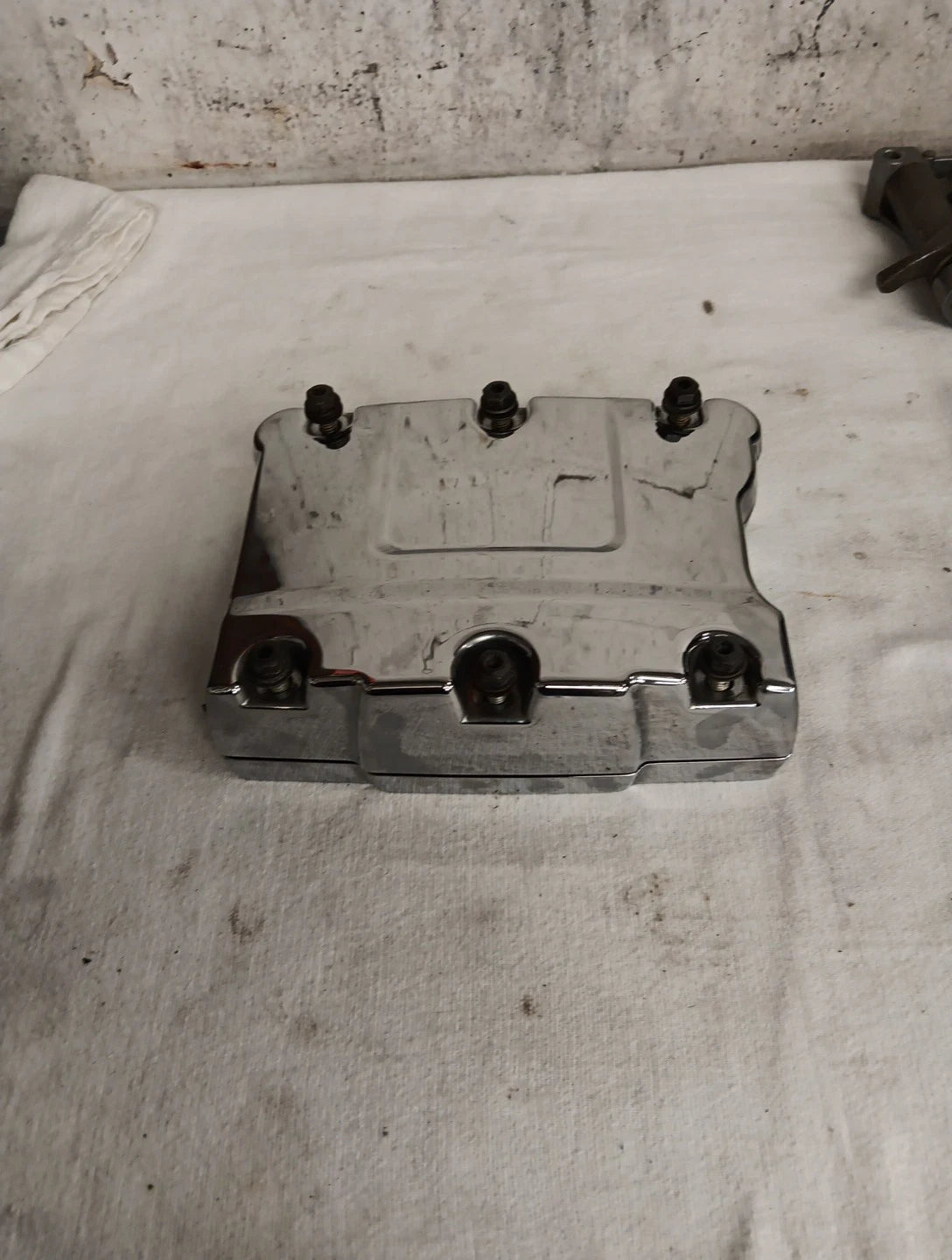 Front Rocker Box for Harley-Davidson Road Glide (2009) #17642-99A, 17571-99