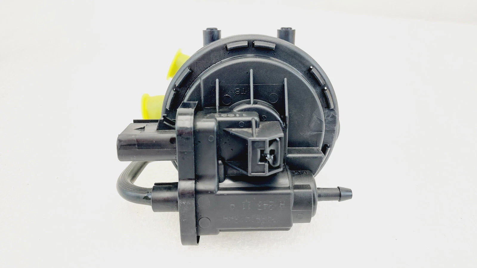 Fuel Vapor Leak Detection Pump for Chrysler 300M LHS (1999–2001) 04891418AA