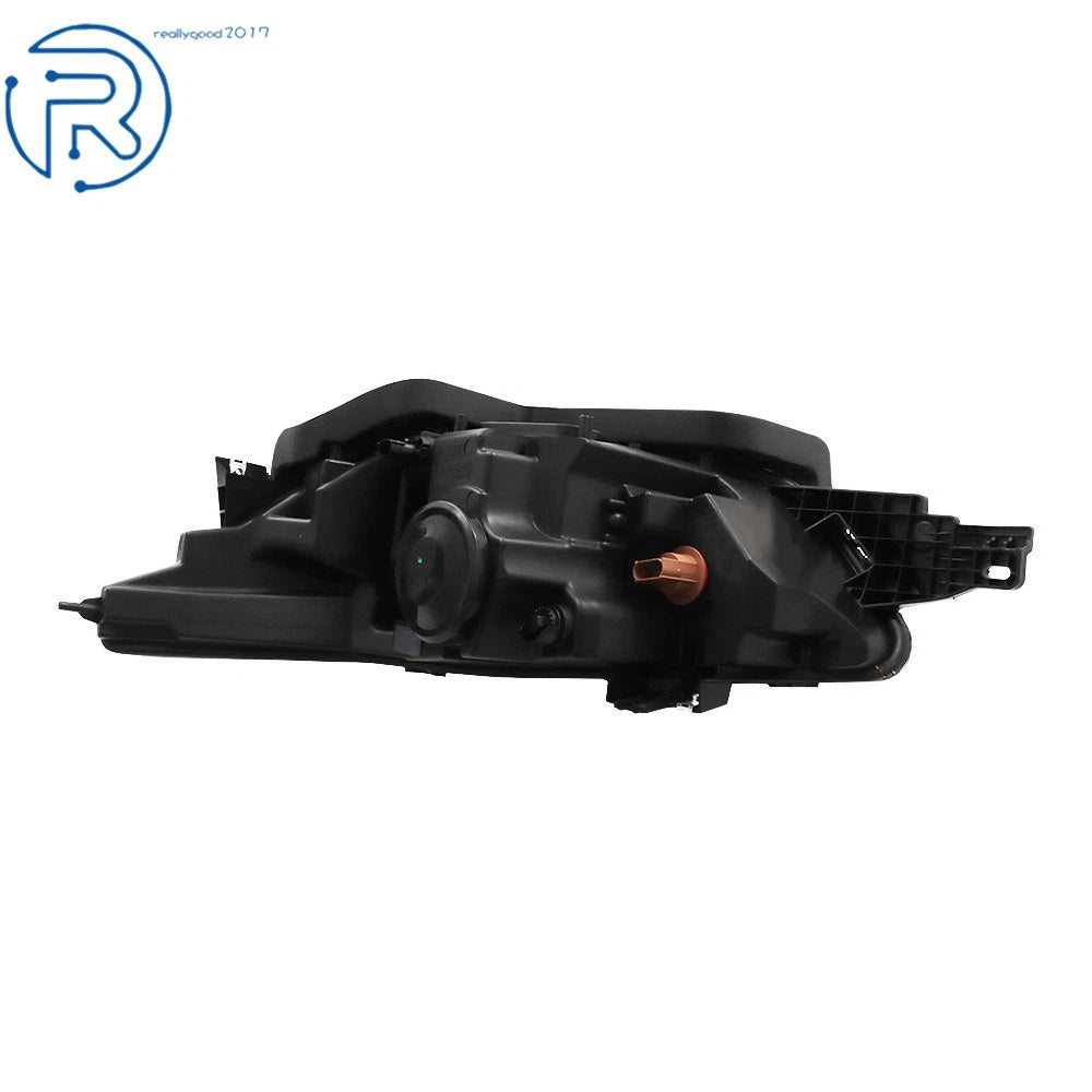 Right Side Projector Halogen Headlight for Ford Taurus (2016–2019)