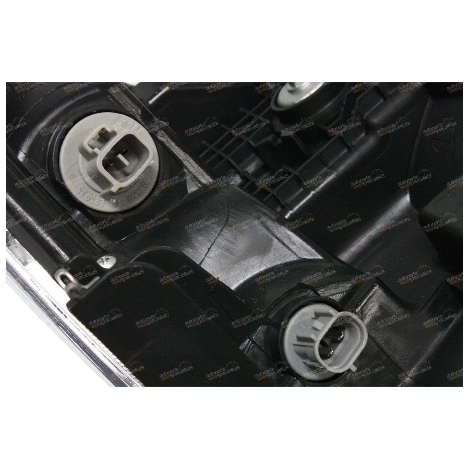 L+R HeadLight for Toyota Hilux SR SR5 Workmate (2011–2015)