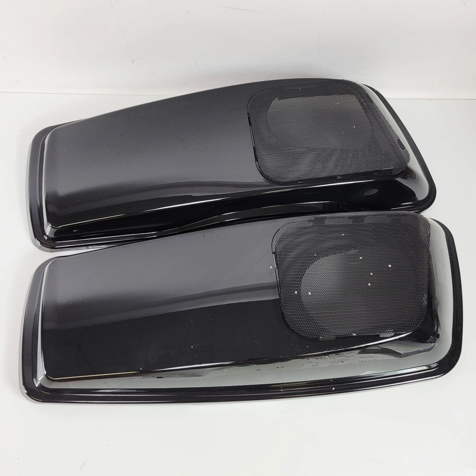 Set of 2 Black Speaker Saddlebag Lids for Harley Touring (2014–2023)