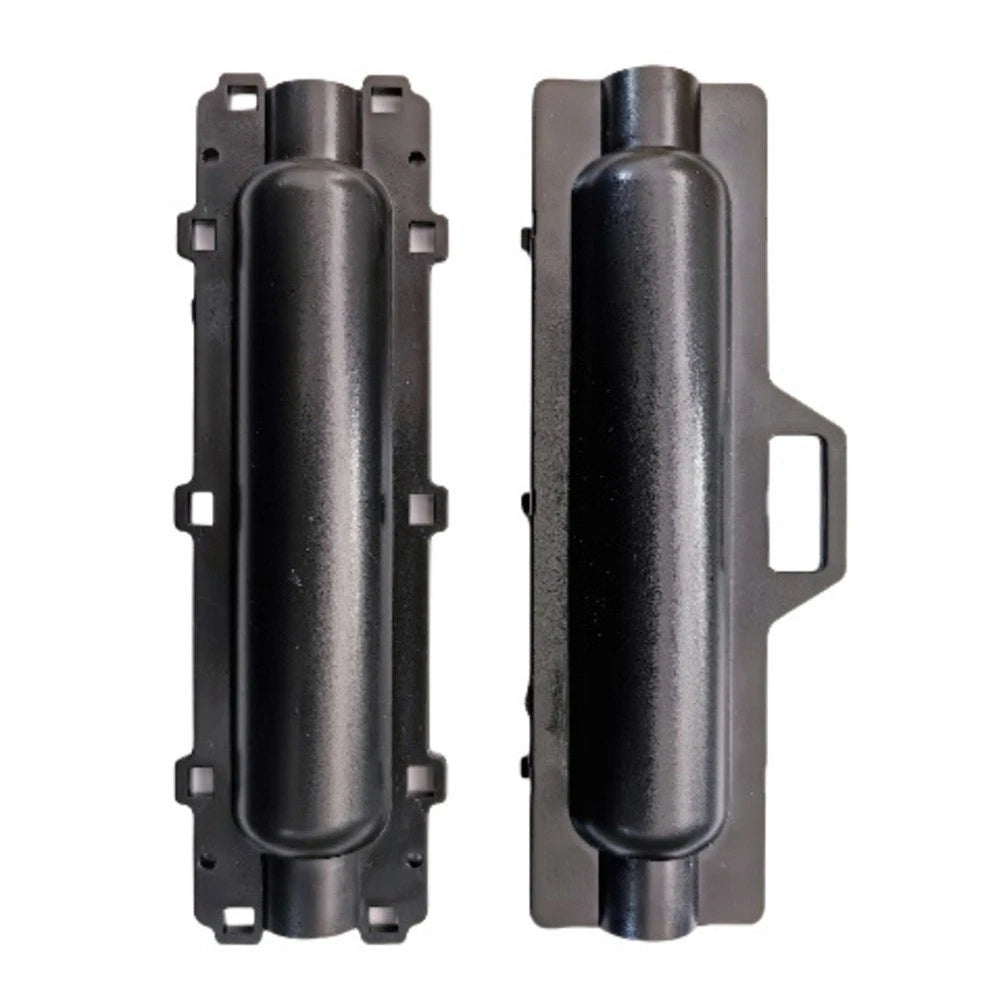 Marine photovoltaic connector protection box with strong temperature resistance