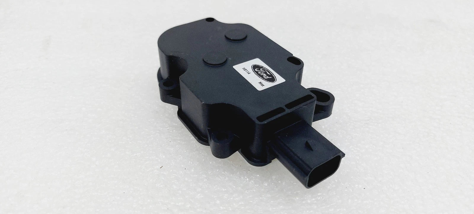 Front Grille Shutter Actuator Motor for Lincoln MKC (2015–2018) EJ7Z-10884-A