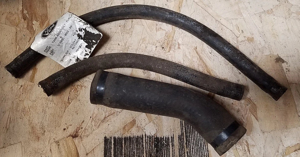 Gas Tank Fuel Hoses for Ford Thunderbird Cougar (1989–1993)