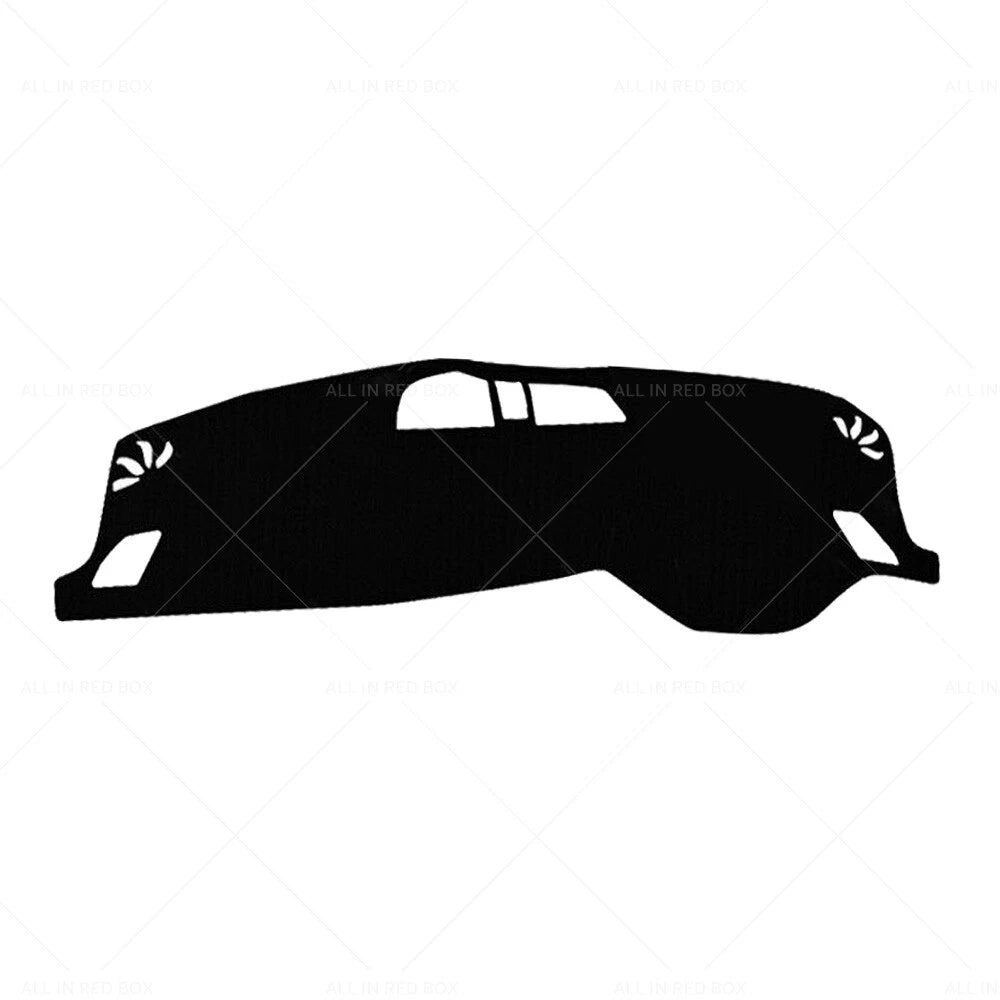 Non-Slip Dash Mat for Mitsubishi Outlander ZM (2021–2023)