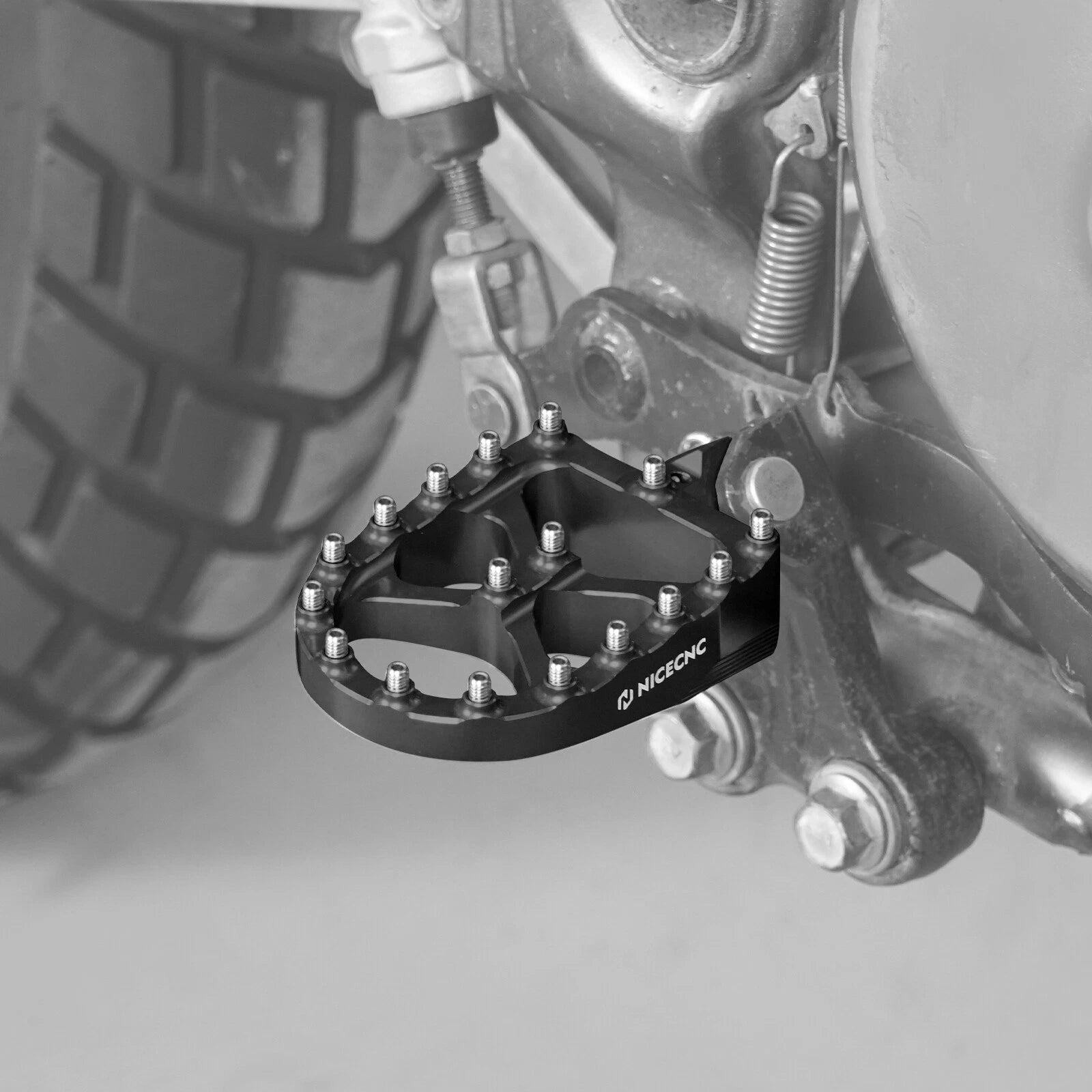 Foot Pegs for Suzuki DR650S/SE (1996–2024)