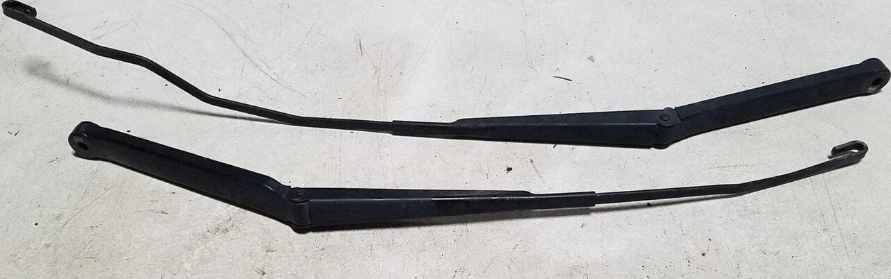 Wiper Arm Set for Lincoln LS (2003–2006)