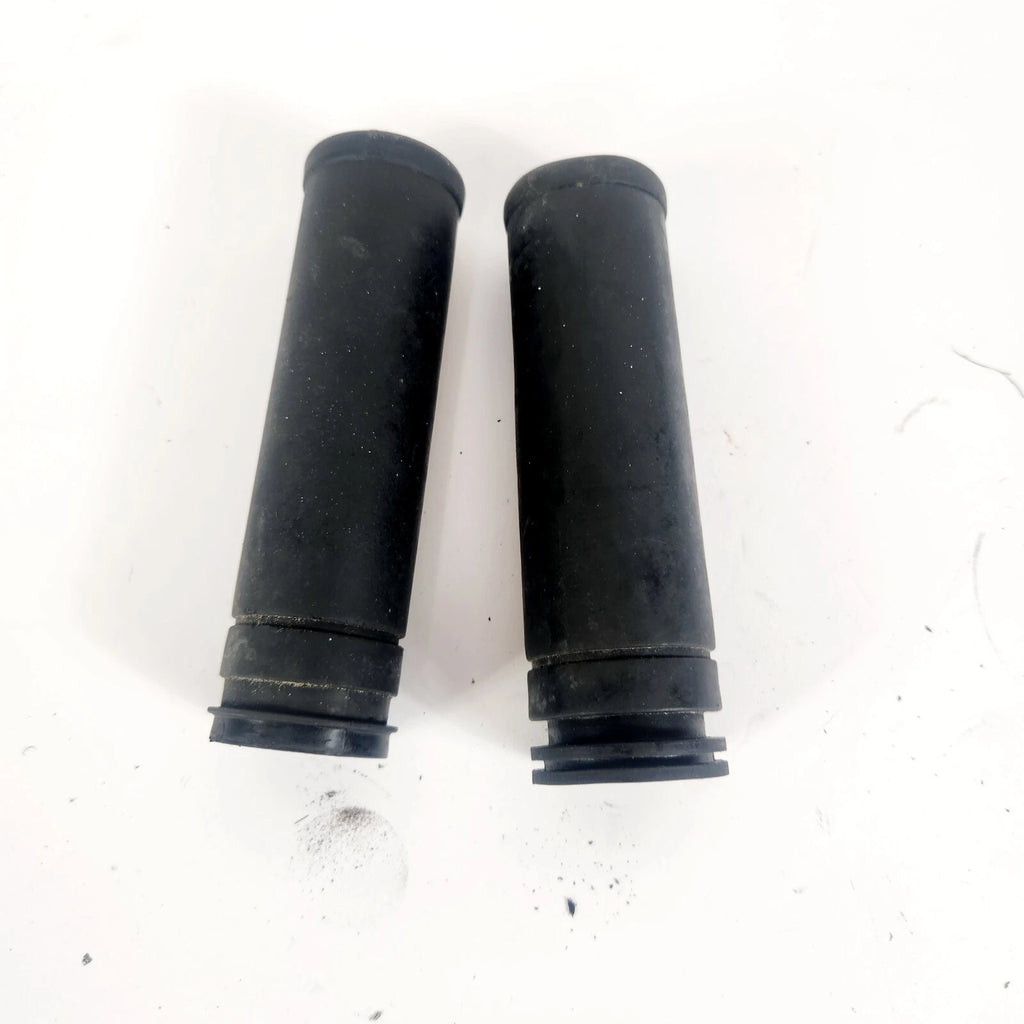 Set of 2 Rubber Grips for Harley (2008–2024) 56248-08 56304-08