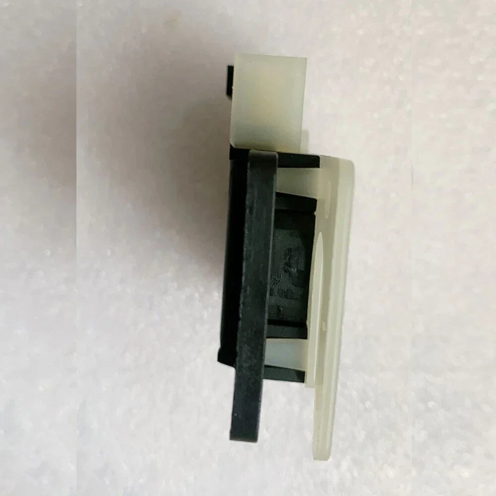 Brake Light Switch for Cadillac Chevrolet (15038393, 15128874, 15158767, 15161650)