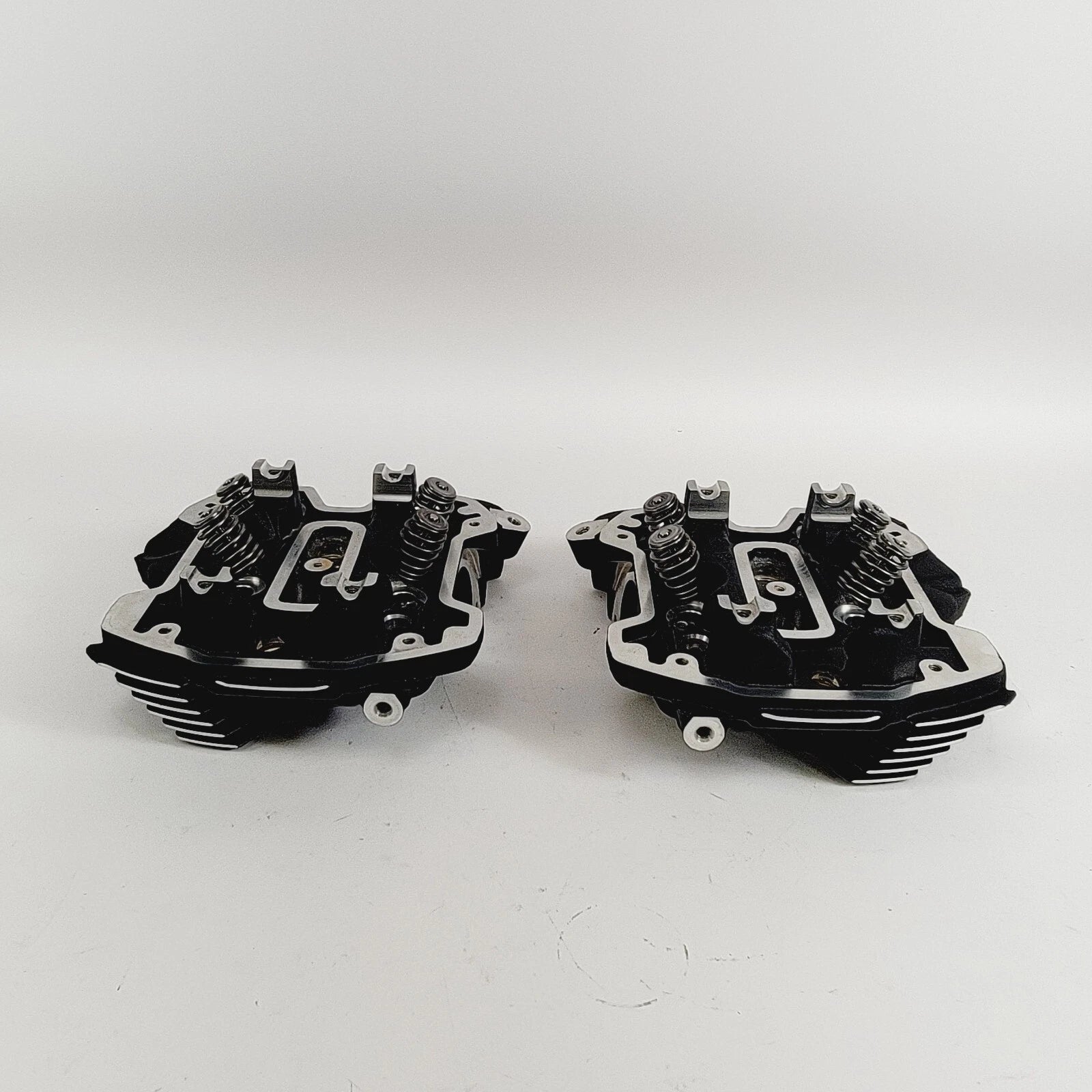 Cylinder Heads for Harley M8 Touring 114 (2017–2023)