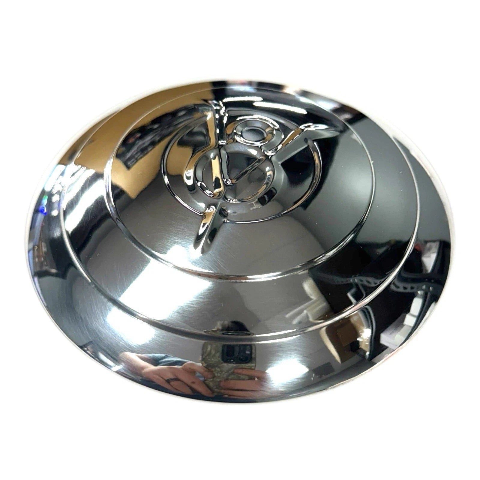 Set of 4 Polished Stainless Steel V8 Script Hubcaps for 1933 Ford (1933–1933)