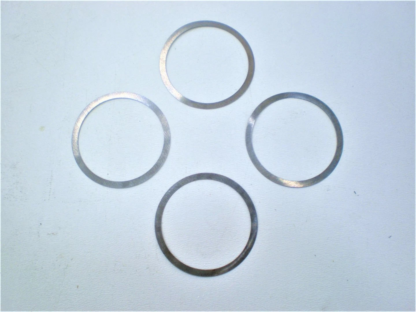 Set of 4 Adjusting Washers for Volvo Penta MS2B-R (OEM) 851706