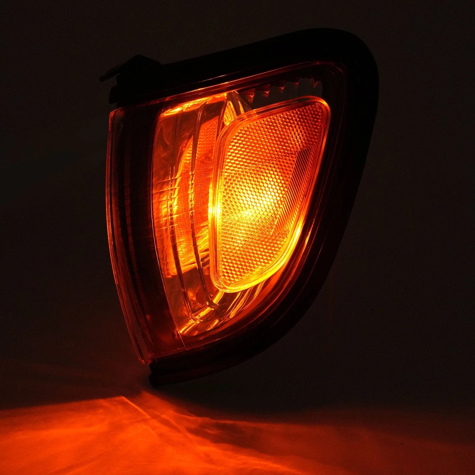 Corner Light Side Marker Turn Signal for Tacoma (2001-2004)