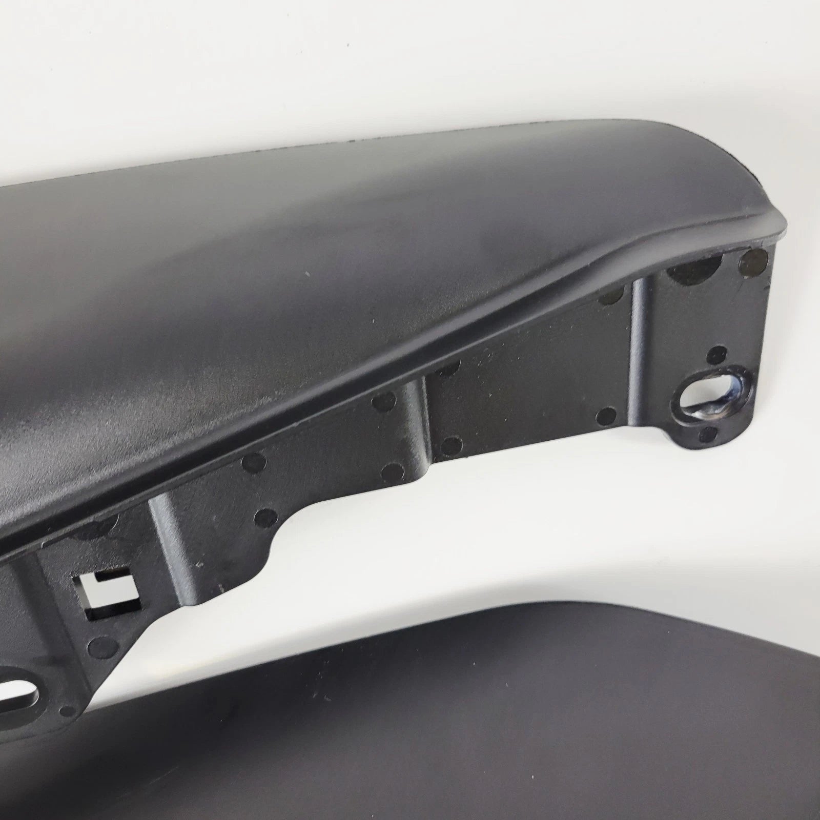Set of 2 Matte Black Mid Frame Wind Deflectors for Harley-Davidson Touring (2009–2023)