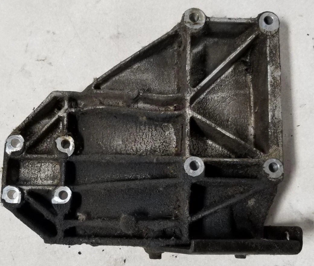 AC Compressor Mounting Bracket for Jaguar XJ6 (1994–1997)