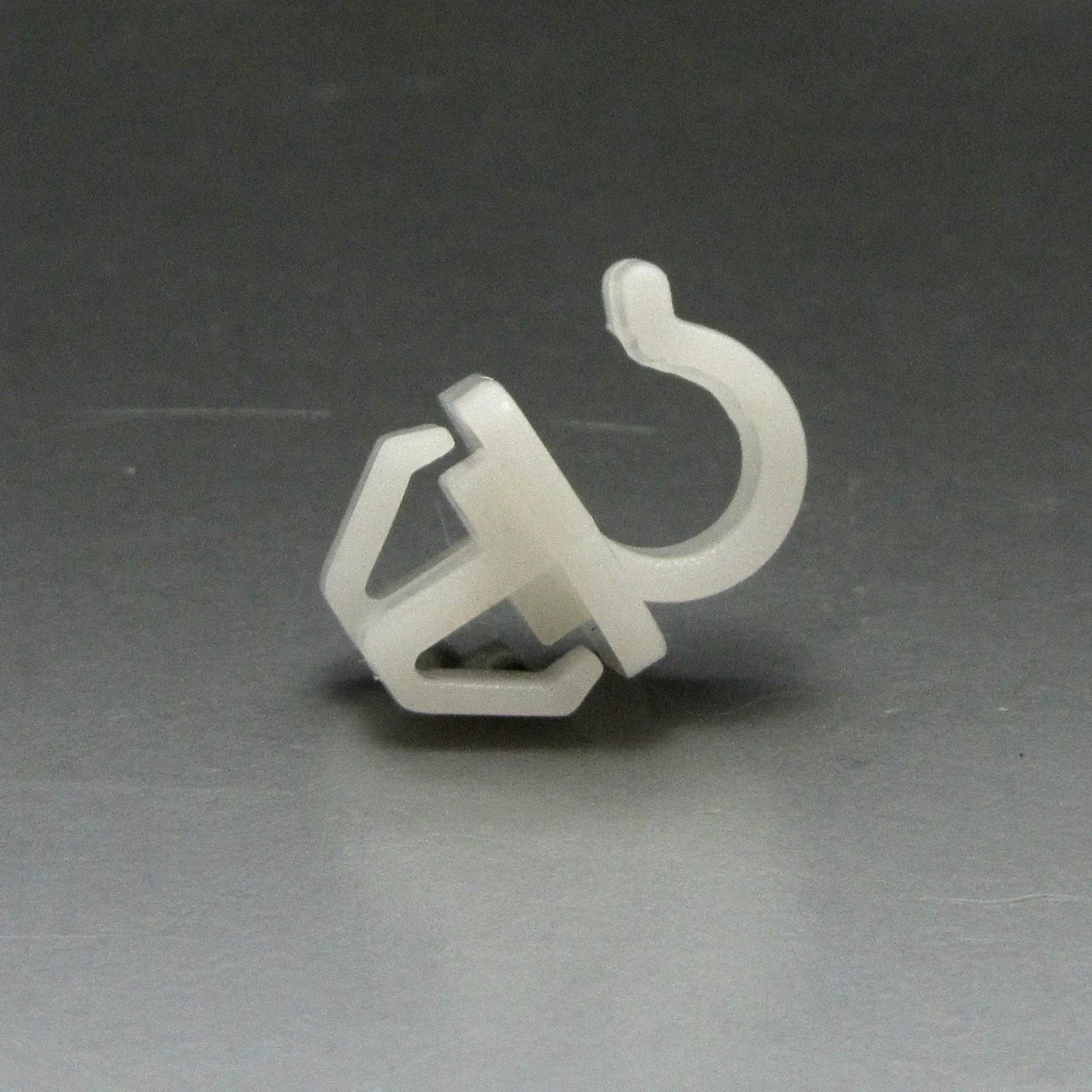 Hood Bonnet Prop Rod Clamp Clip for 98-06 Mazda Bravo B-Series B2500 Courier Ranger