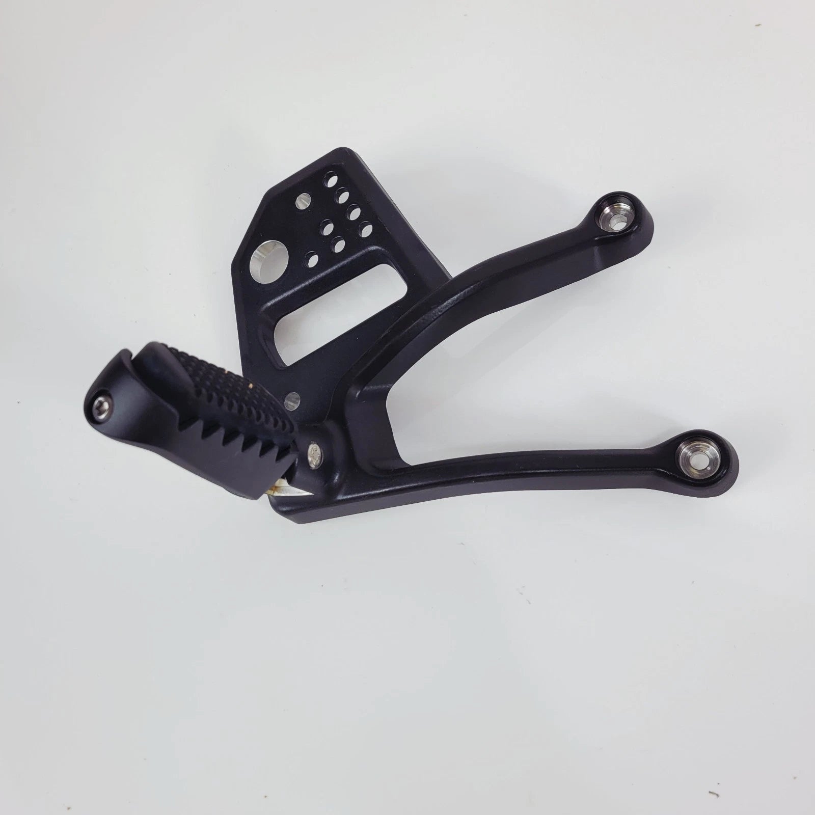 Genuine Right Foot Peg Bracket for Harley-Davidson Pan America (2021–2025)